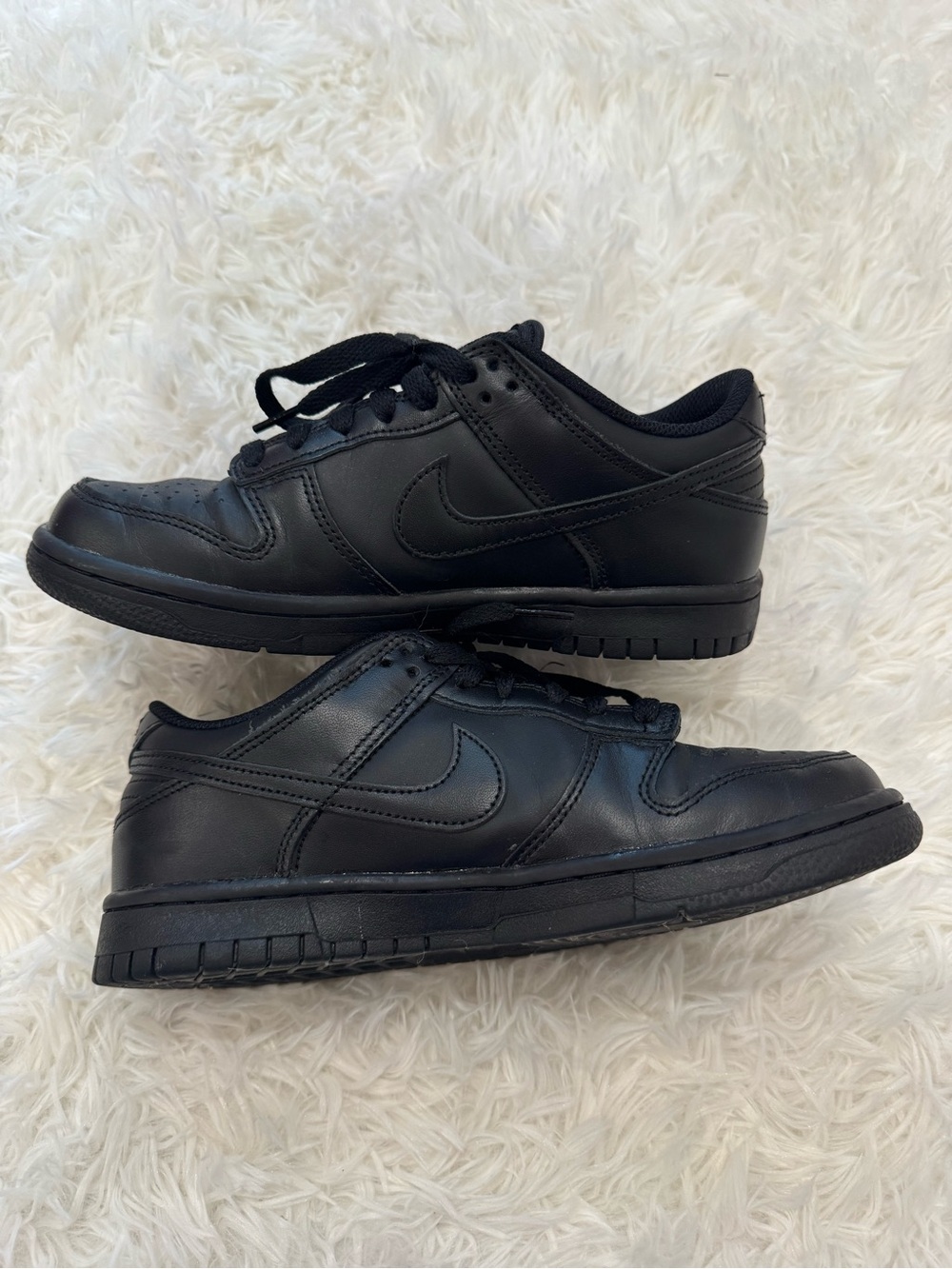 Nike Black Leather Dunks Low Triple Black - Picture 4 of 7